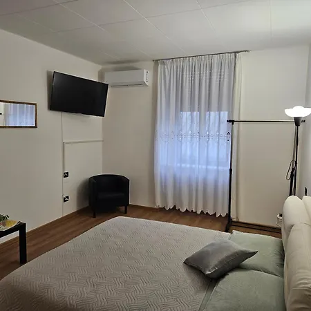 Clesioresidencebuonconsiglio דירה טרנטו